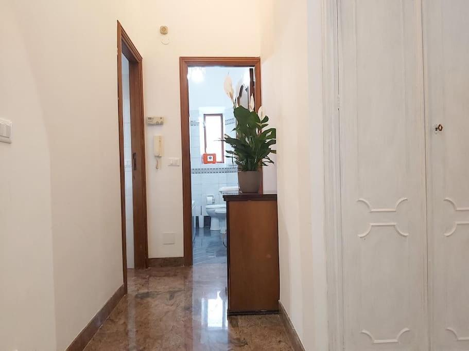 Appartamento Al Colosseo Roma Exterior foto